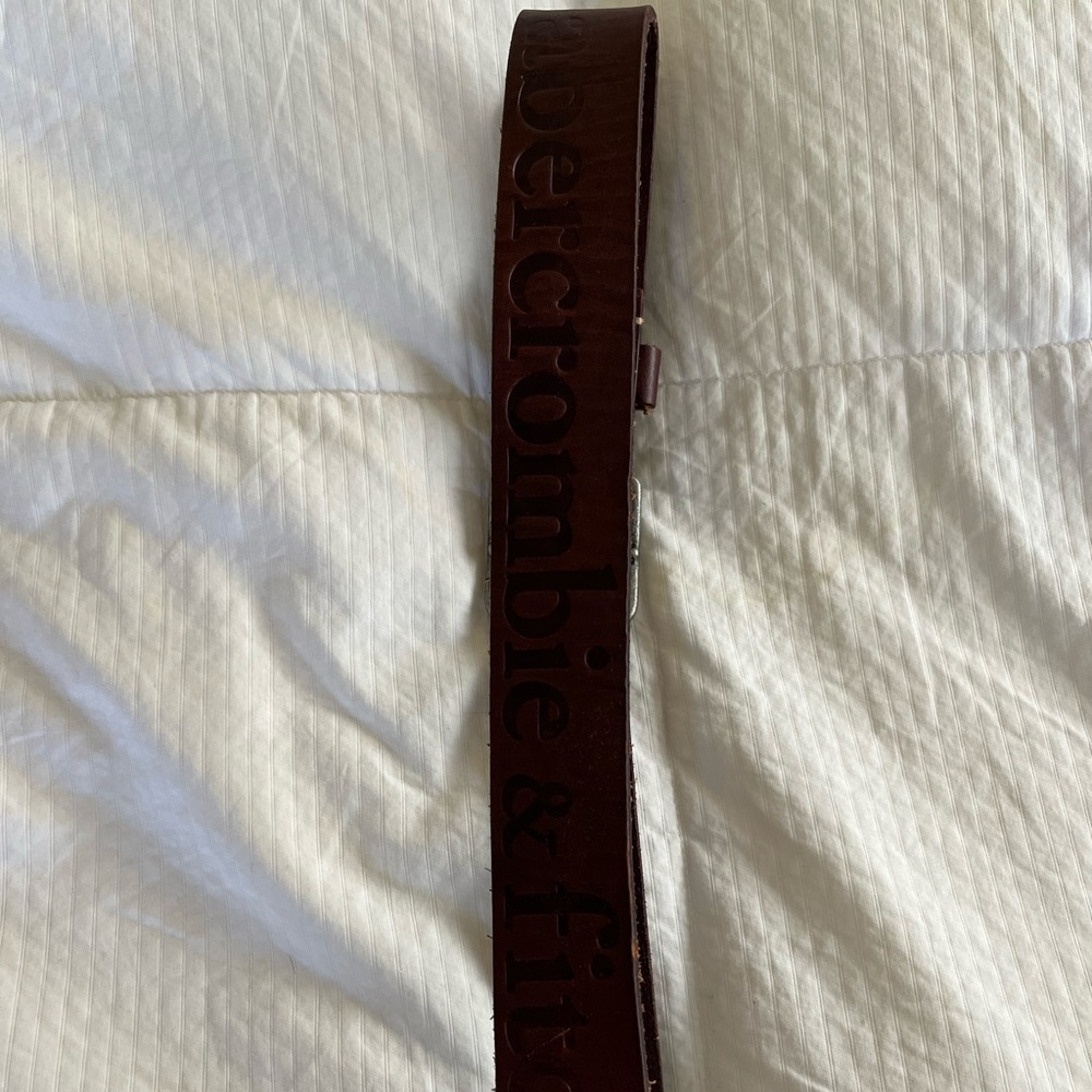 Cute, brown belt from Abercrombie. Boys